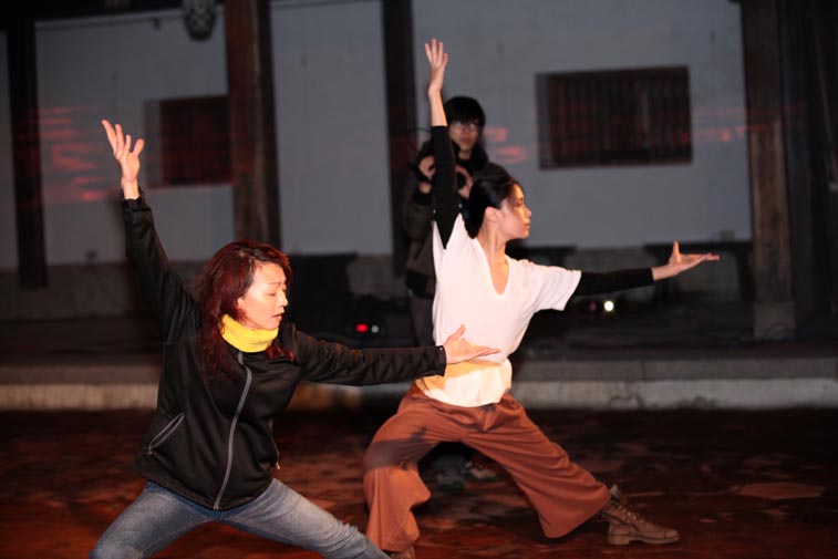 stereoscopic projection and interactive performing in Lin Historical Theater